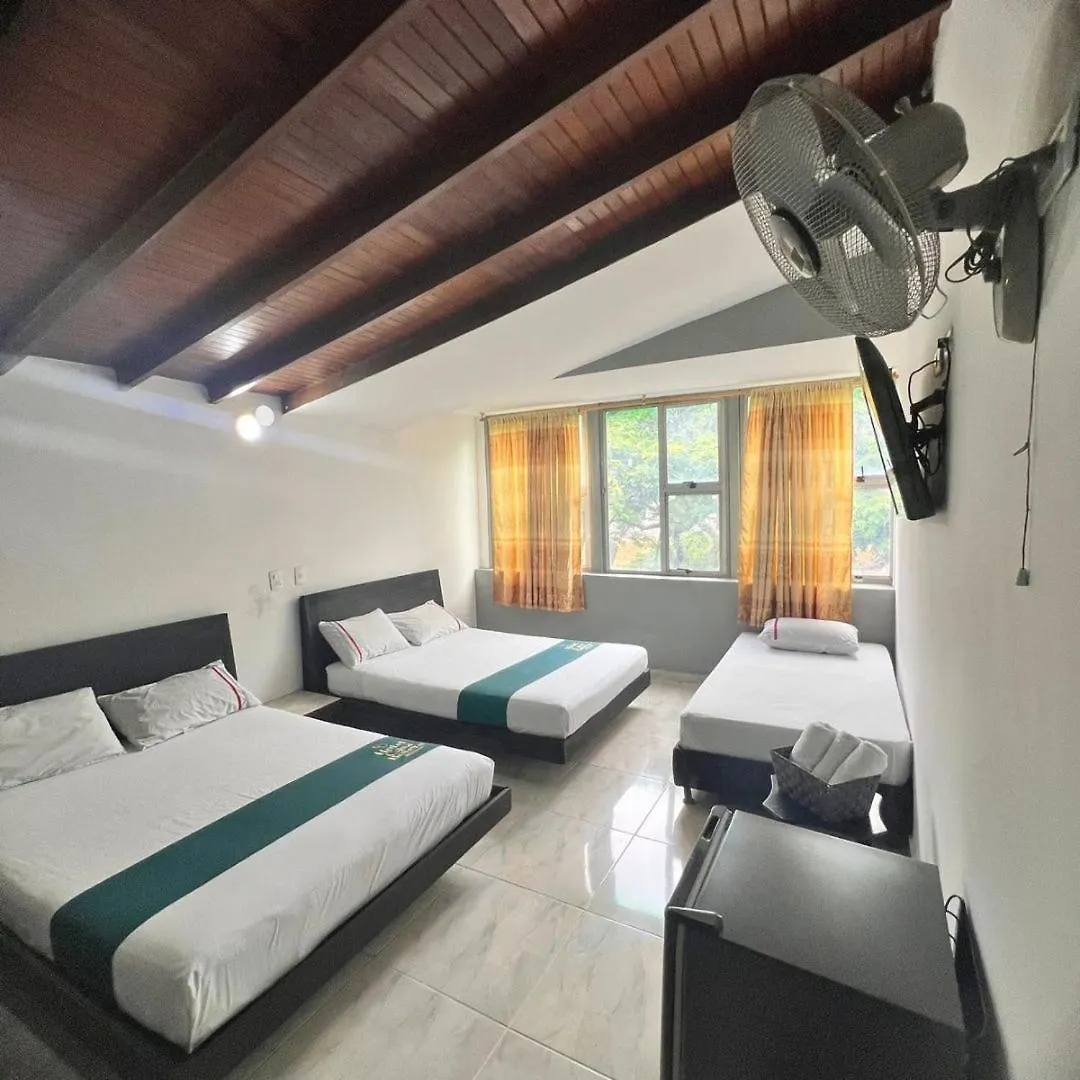 Hotel Casa Botero Medellin 3*,